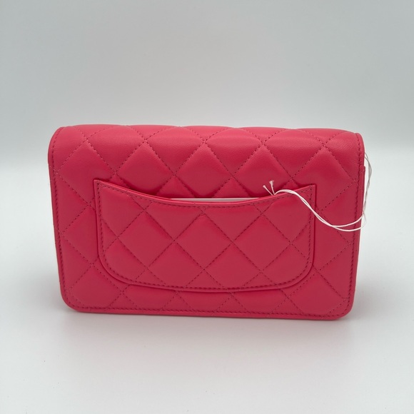 NWT BRAND NEW PINK CHANEL WOC LIMITED EDITION 2023 SUMMER HEART - Picture 4 of 8